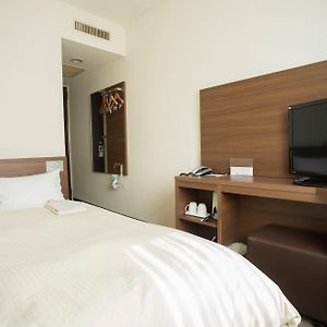Semi Double Room Non-Smoking